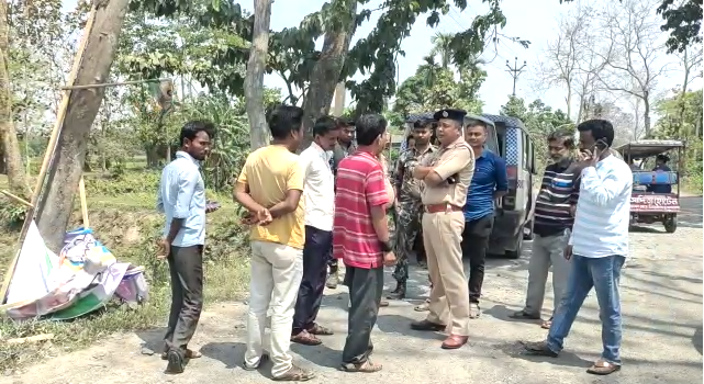 Banner tearing incident sparks allegations and denials ahead of Abhishek Banerjee’s program in Mathabhanga