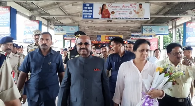 WB Governor CV Ananda Bose arrives in Siliguri