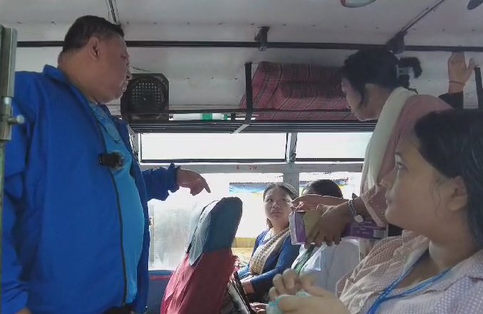GTA chief Anit Thapa arranges school buses for flood-inflicted students in Kalimpong