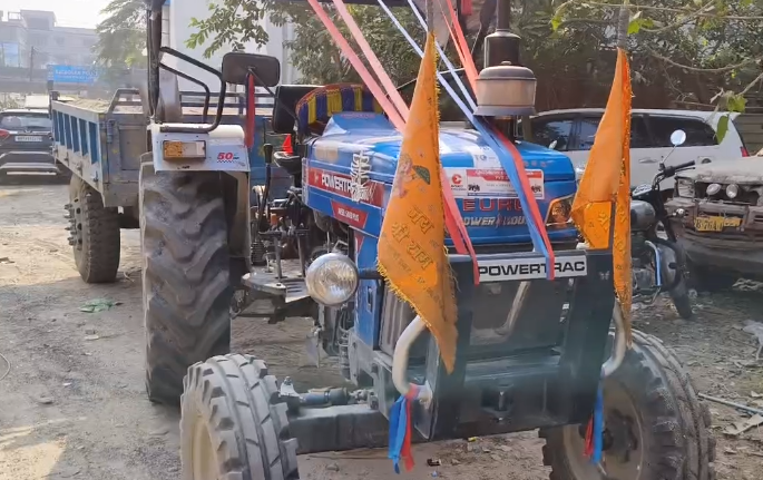 Tractor illegally loaded with sand seized in Bagdogra