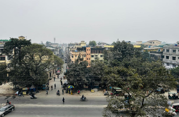 Biting cold weather hits Siliguri after ‘Makar Sankranti’ with dense fog and winter breeze
