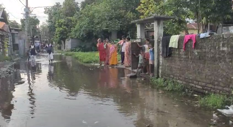 Baribhasa residents troubled by water logging due to lack of drainage