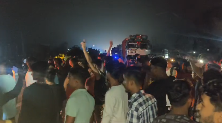 Child dies, another injured in tractor accident in Phansidewa; locals protest