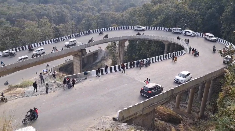 Restrictions imposed on taking photographs and videos at viral loop bridge in Bagrakote