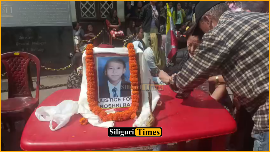 School girl dies after being hit by Toy Train, family members protest at Kurseong Railway Station