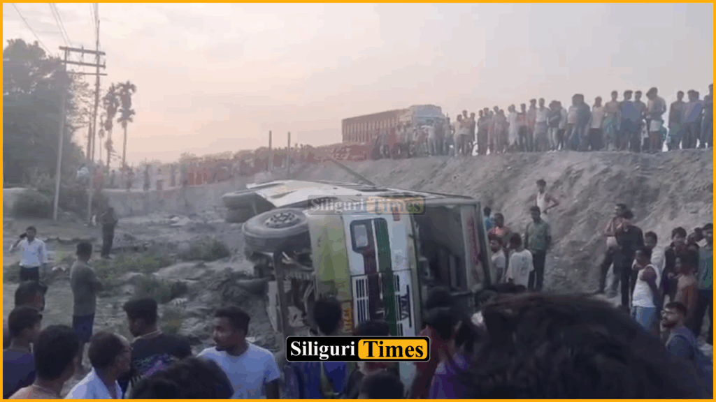 Passenger bus overturns in Alipurduar, several injured