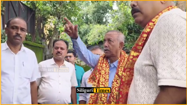 Temple wall collapses on Siliguri’s SF Road, sparks tension; Mayor visits site