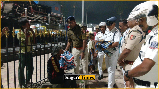 Siliguri Metropolitan Police distributes blankets to 50 homeless people as winter begins
