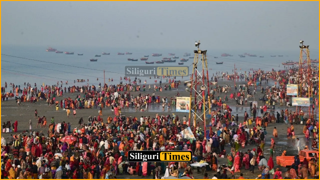 Mass gathering of faith at Gangasagar on Makar Sankranti as lakhs take holy dip