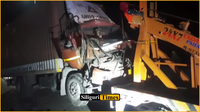 Two killed after container truck rams into Bhutan-bound truck on Teesta bridge in Jalpaiguri