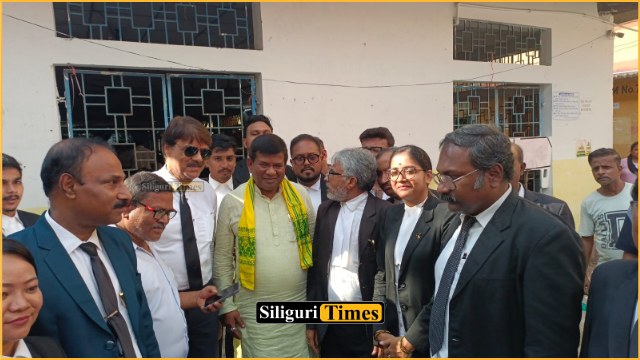 West Bengal Assembly Speaker Rathindra Bose visits Siliguri District Court, discusses issues with lawyers