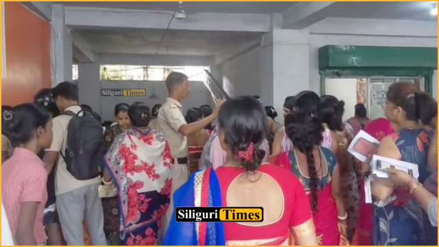 Annapurna Yojana beneficiaries protest in Siliguri over alleged delay in receiving funds