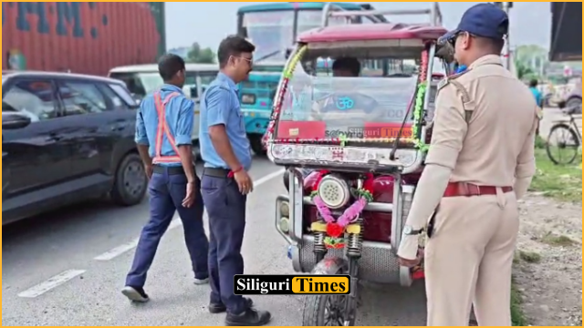 Jalpaiguri Traffic Police crack down on e-rickshaw movement on national highways