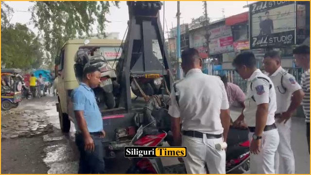 Traffic Police conducts drive against illegal roadside parking in Siliguri, towed away several bikes