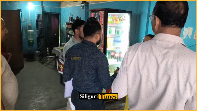 Food Safety Department conducts inspection in Panitanki, notices issued to shops without licences