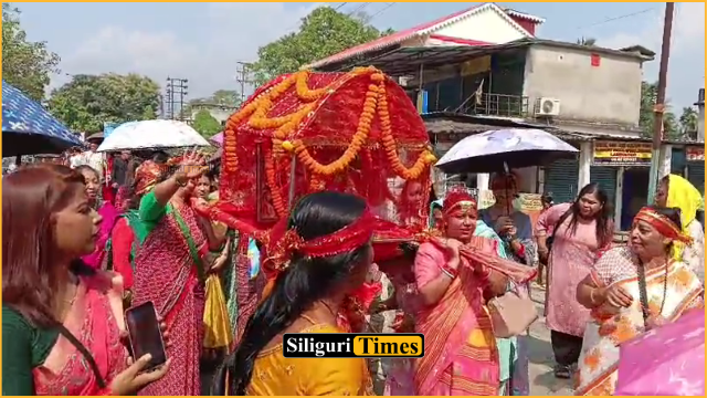 Fulpati brings glimpse of Nepali culture; grand procession draws large crowds in Siliguri