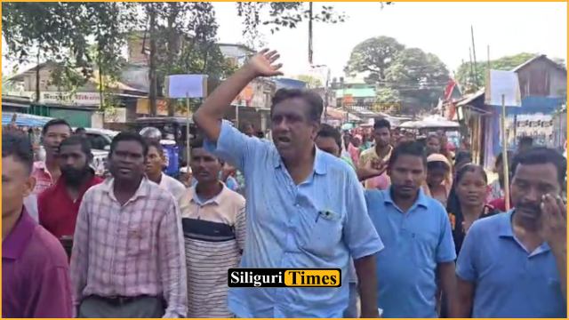 Tea workers protest in Naxalbari demanding bonus, CITU and BTWU lead rally