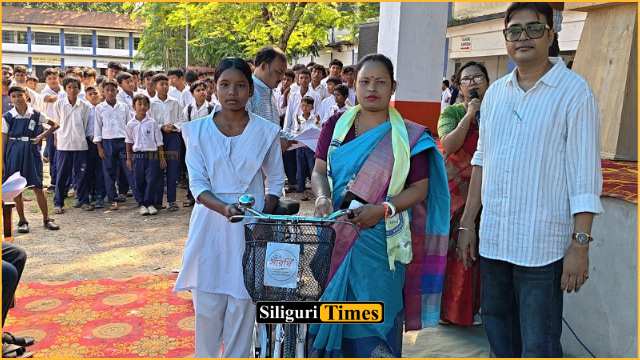 105 students receive bicycles under ‘Sarathi’ scheme at Ambari Chinta Mohan High School in Rajganj