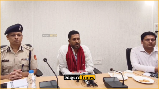High-level meeting held in Siliguri ahead of Durga Puja, focus on security and public safety