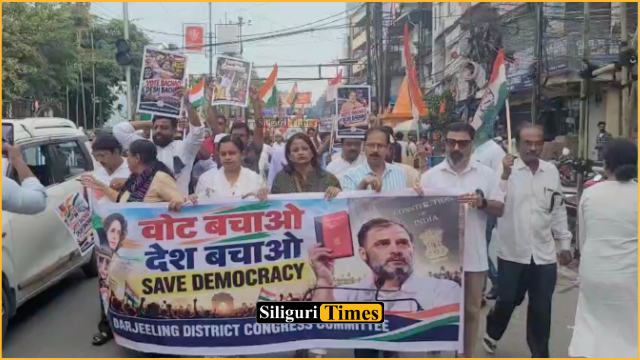 Congress stages protest in Siliguri over alleged police action against Rahul, Priyanka Gandhi; demands Gyanesh Kumar’s arrest