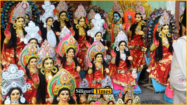 Siliguri: Lakshmi Puja preparations begin after Durga Puja; traders hope for a last-minute shopping rush