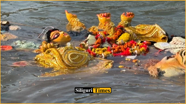 Durga idol immersion continues in Siliguri; police and municipal teams oversee arrangements at ghats